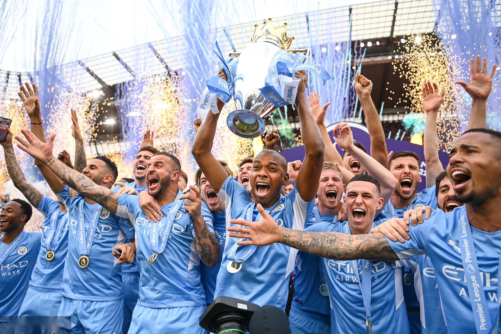 随着赛季的 随着赛季的