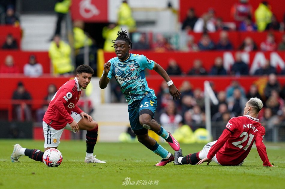 目前范迪克 目前范迪克